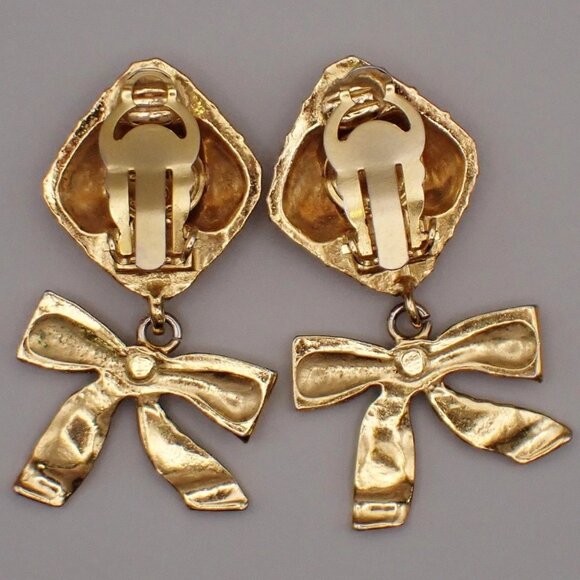 CHANEL Logo Matelasse Dangle Bow Earrings Clip-On GHW France - Picture 8 of 10
